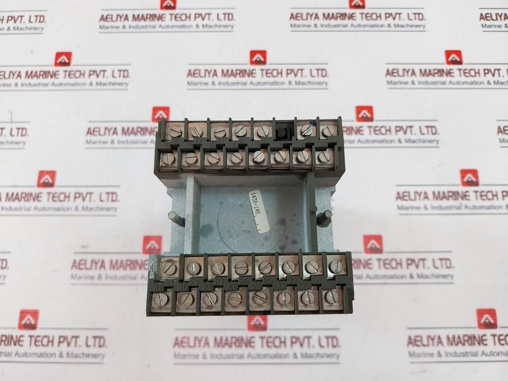 Bailey Pyromat 320 S Temperature Controller D329Aa11-1-18A8 – Aeliya Marine