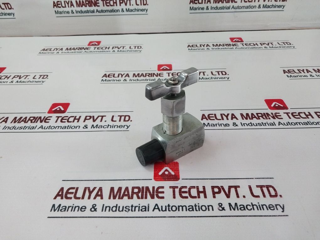 PLEWS-LUBRIMATIC 05-045 Dispenser per naso ad ago 3/4 pollici 3000 psi PLEWS-LUBRIMATIC 05-045 Dispenser per naso ad ago 3/4 pollici 3000 psi