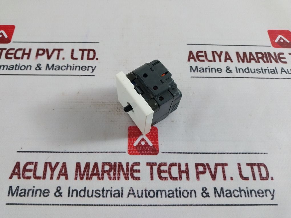 Variateur Legrand Mosaic À VENDRE! - FR Variateur Legrand Mosaic À VENDRE! - FR