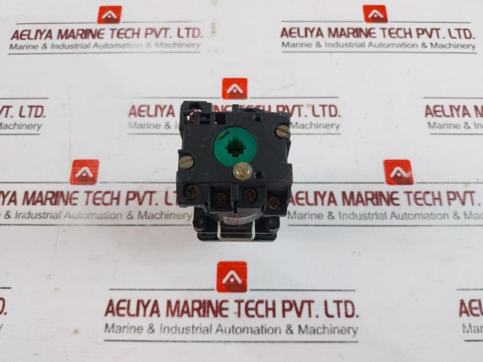 Square D 9003 K1 Rotary Cam Switch Operator 12A 660V – Aeliya Marine