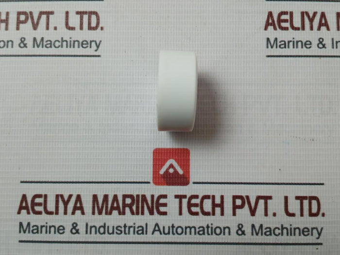 00102-round-shape-white-case-mini-beacon-unit