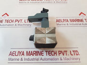 Man B&W 009 051 Magnetic Base Measuring Device
