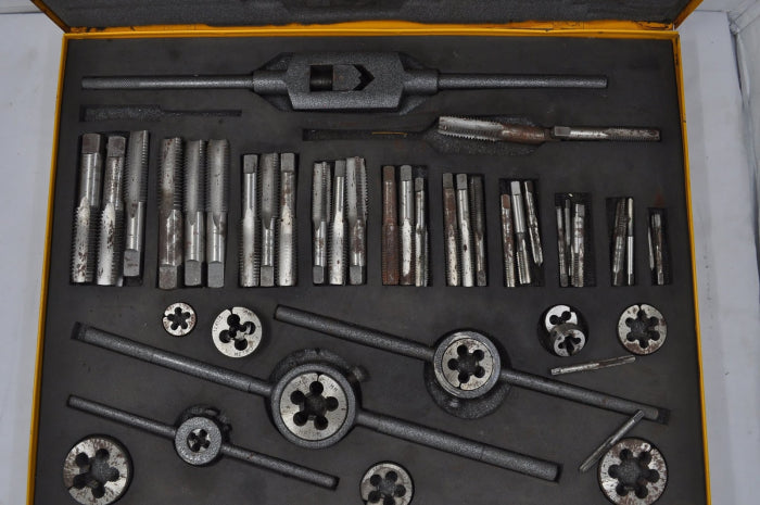 Metro 6 Mm To 24Mm 46 Pieces Tap & Round Die Set