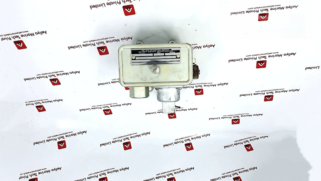 Detroit control 222-10 temperature control switch 2222062