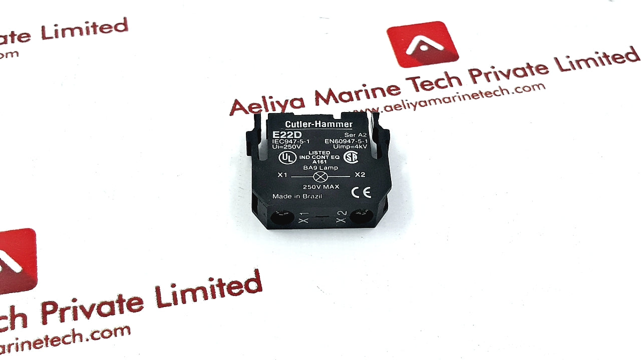 Lot Of 2X Cutler-hammer E22D Lamp Contact Voltage Light 250V