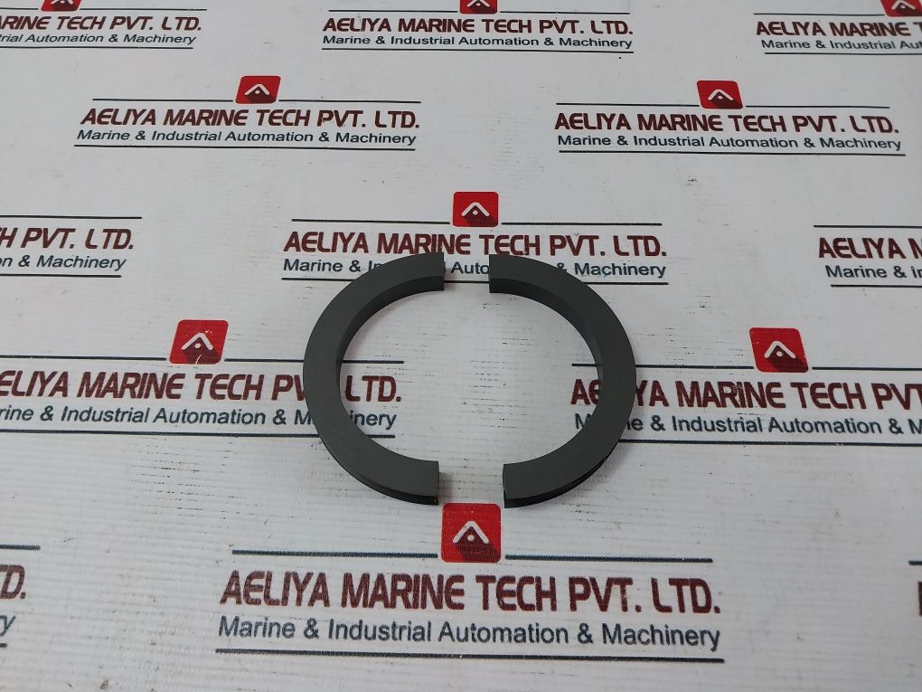 05049907/1 Carbon Ring Set