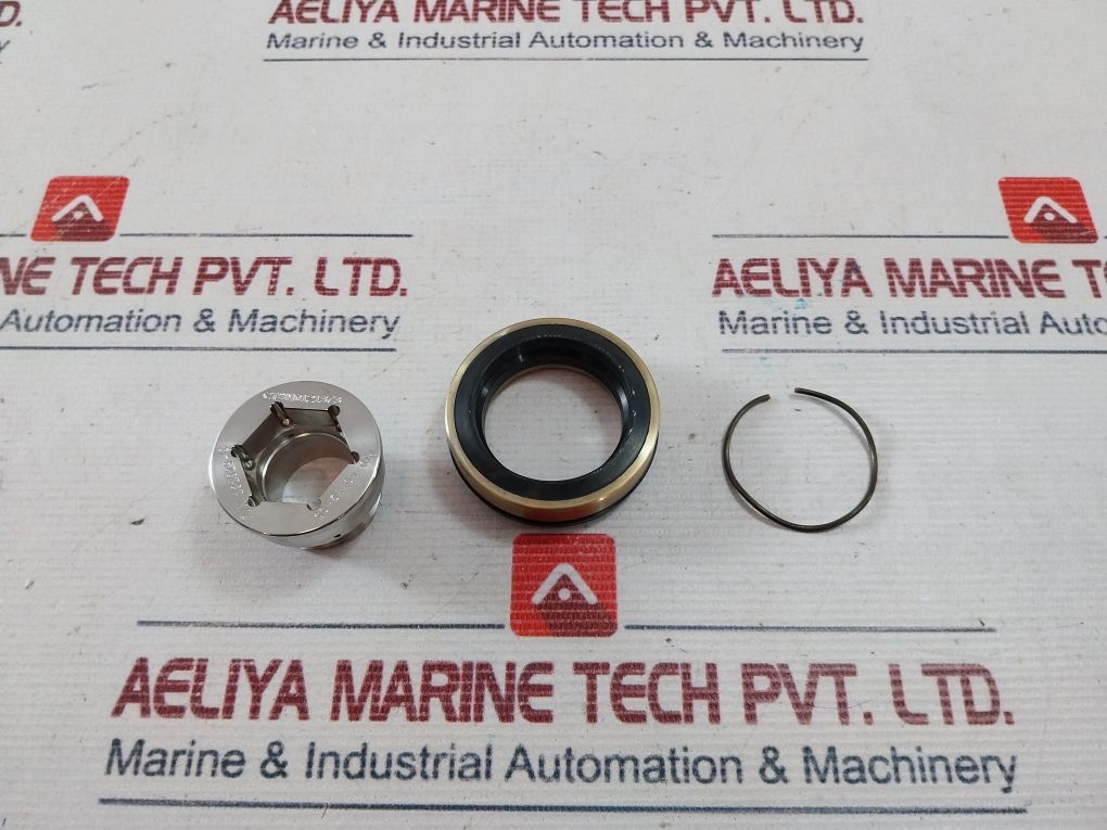 101029-c Pid-40779-05 Shaft Seal M01213783