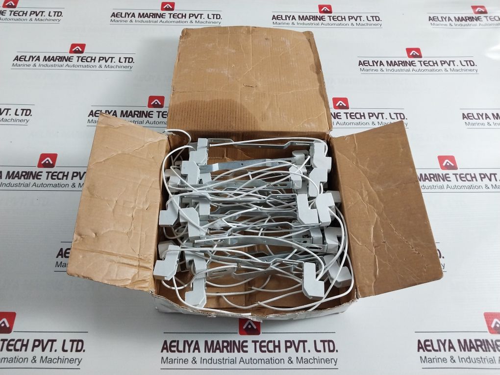 Lot Of 22X Pr-b2003 Halogen Lamp Holder 110/250V 1500W