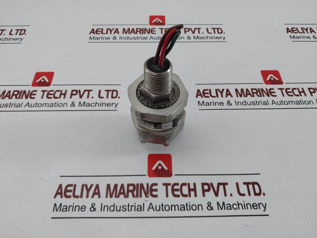 130p44c6 B Adjustable Pressure Switch 1000 Psig Itt - 320 Gm