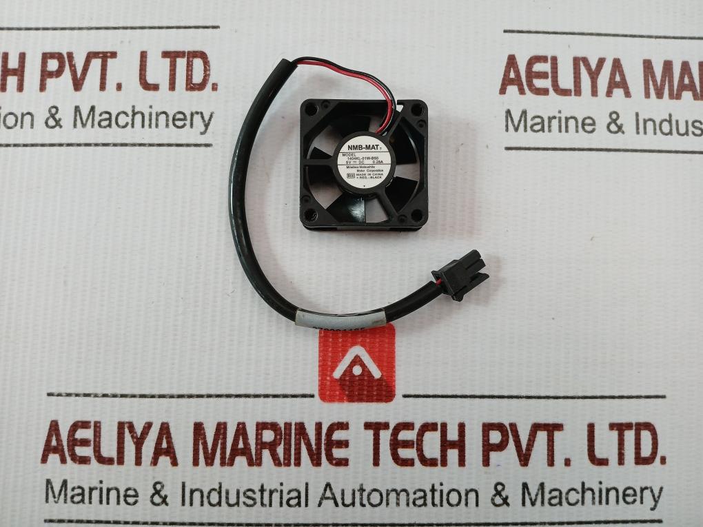 1404kl-01w-B50 Dc Brushless Cooling Fan Nmb-Mat 5v 0.28a