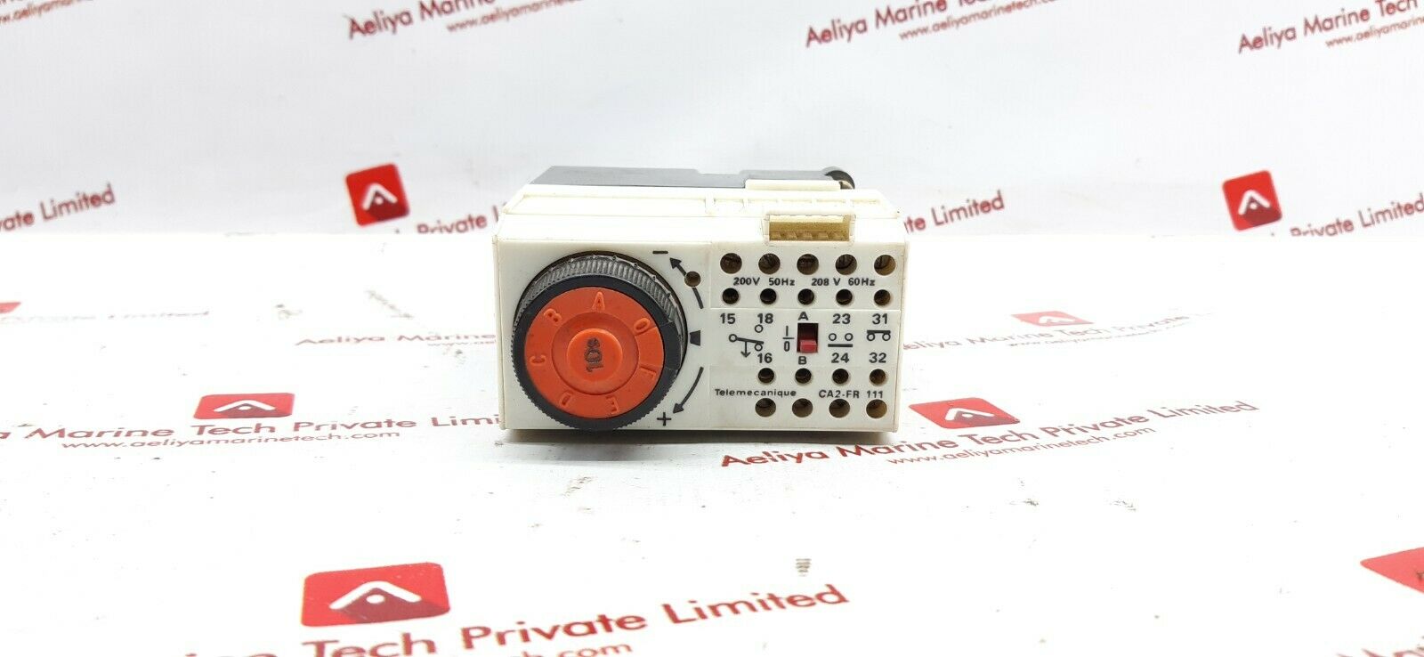 Telemecanique ca2-fr 111 relay 200v 50hz 208v 60hz