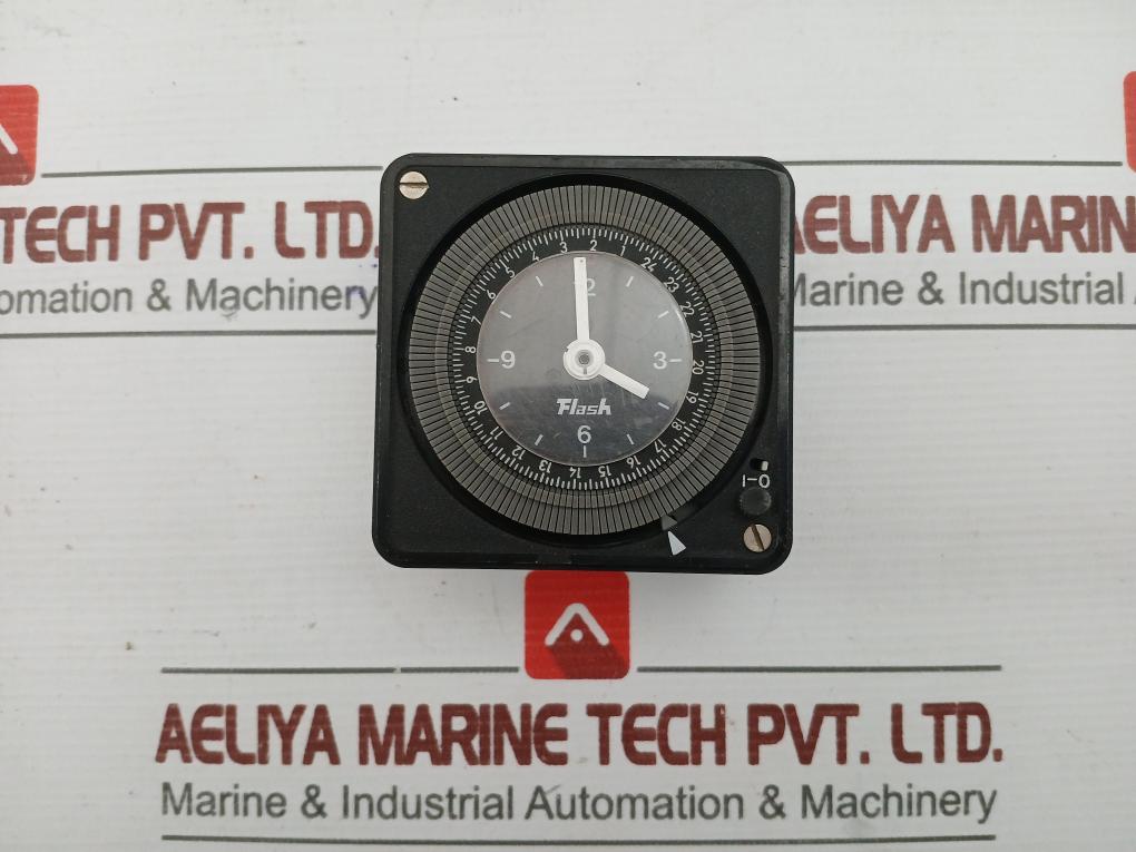 16026 Brand Flash 110Vac-50/60 Hz Analogue Time Switch