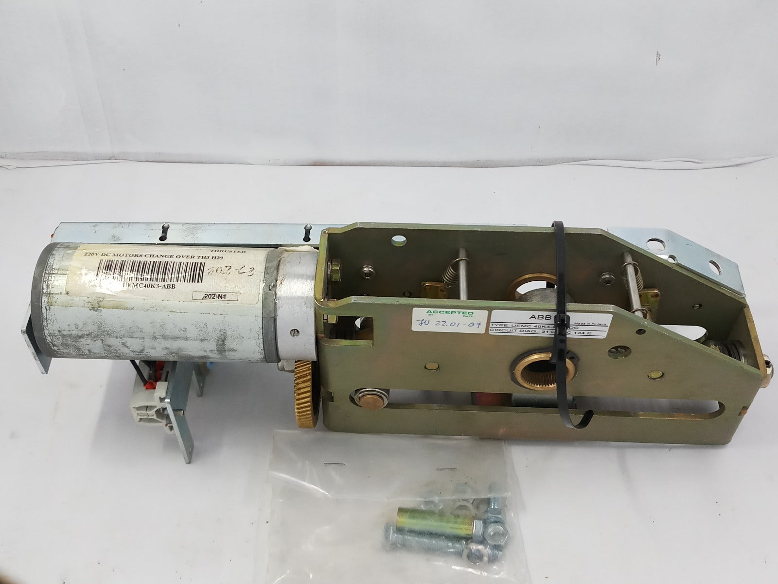 Abb Uemc40K3-220V Dc