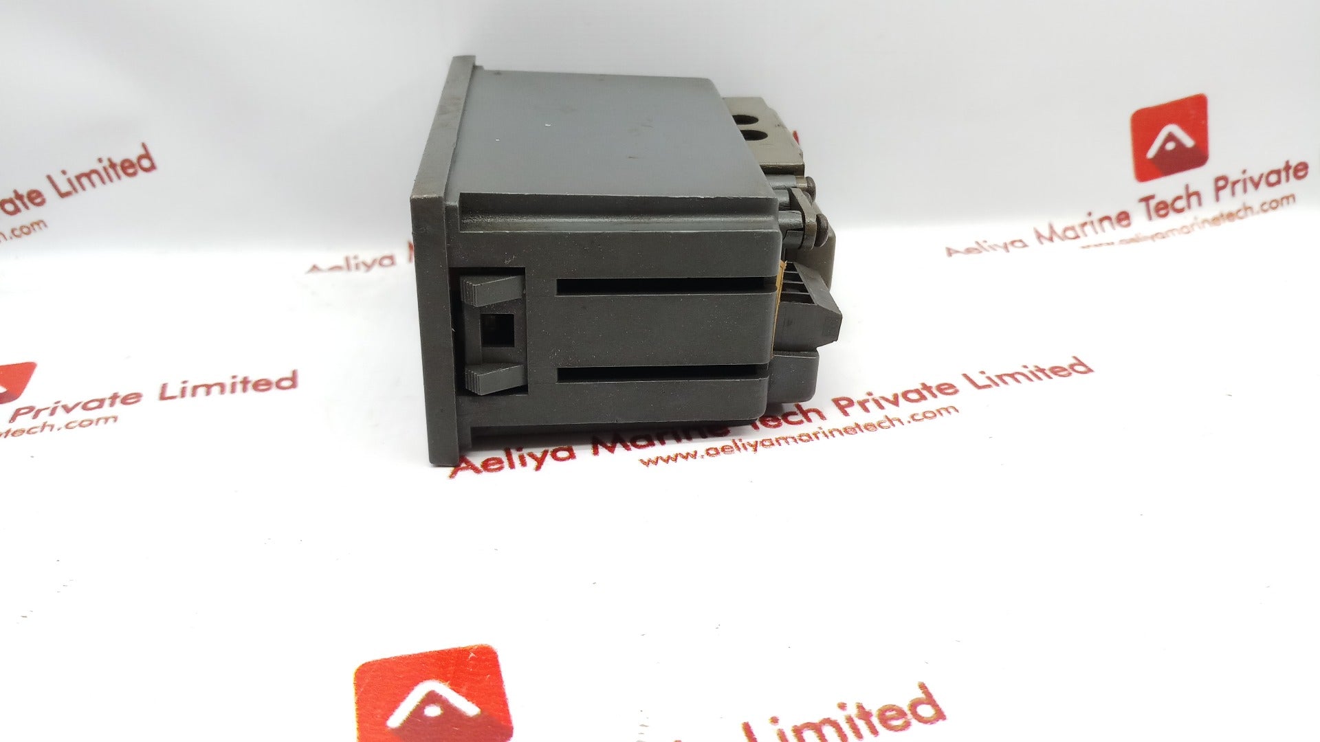 Digitron p445 pressure transducers & indicator