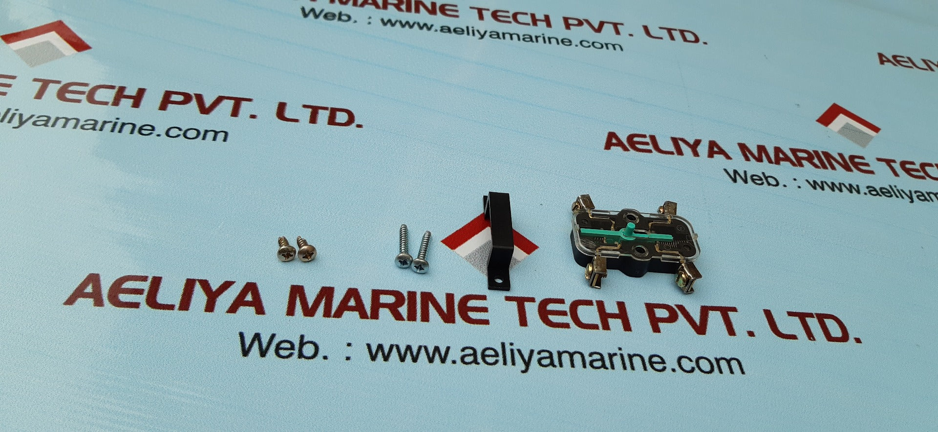 Joslyn clark 5m-065 auxiliary contact