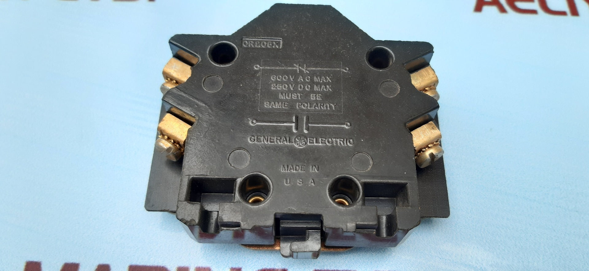 General electric cr305x200b auxiliary contact