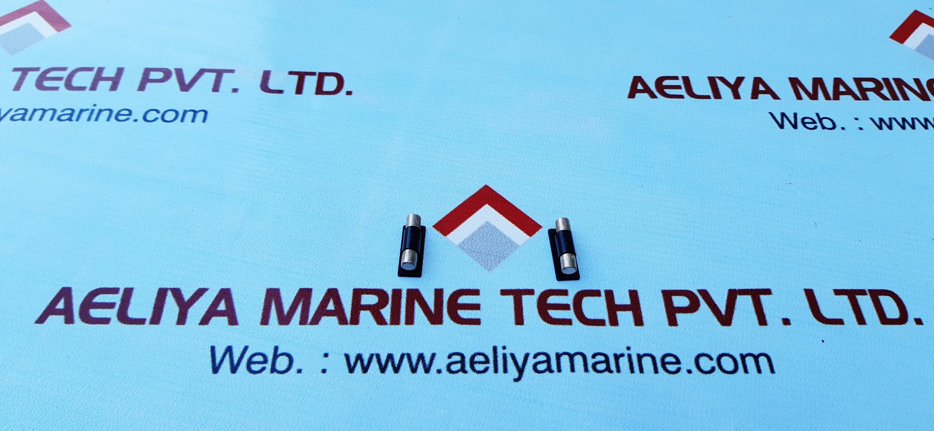 Lot of 6x National oil well 6525-25-0345 16a-d fuse barrier