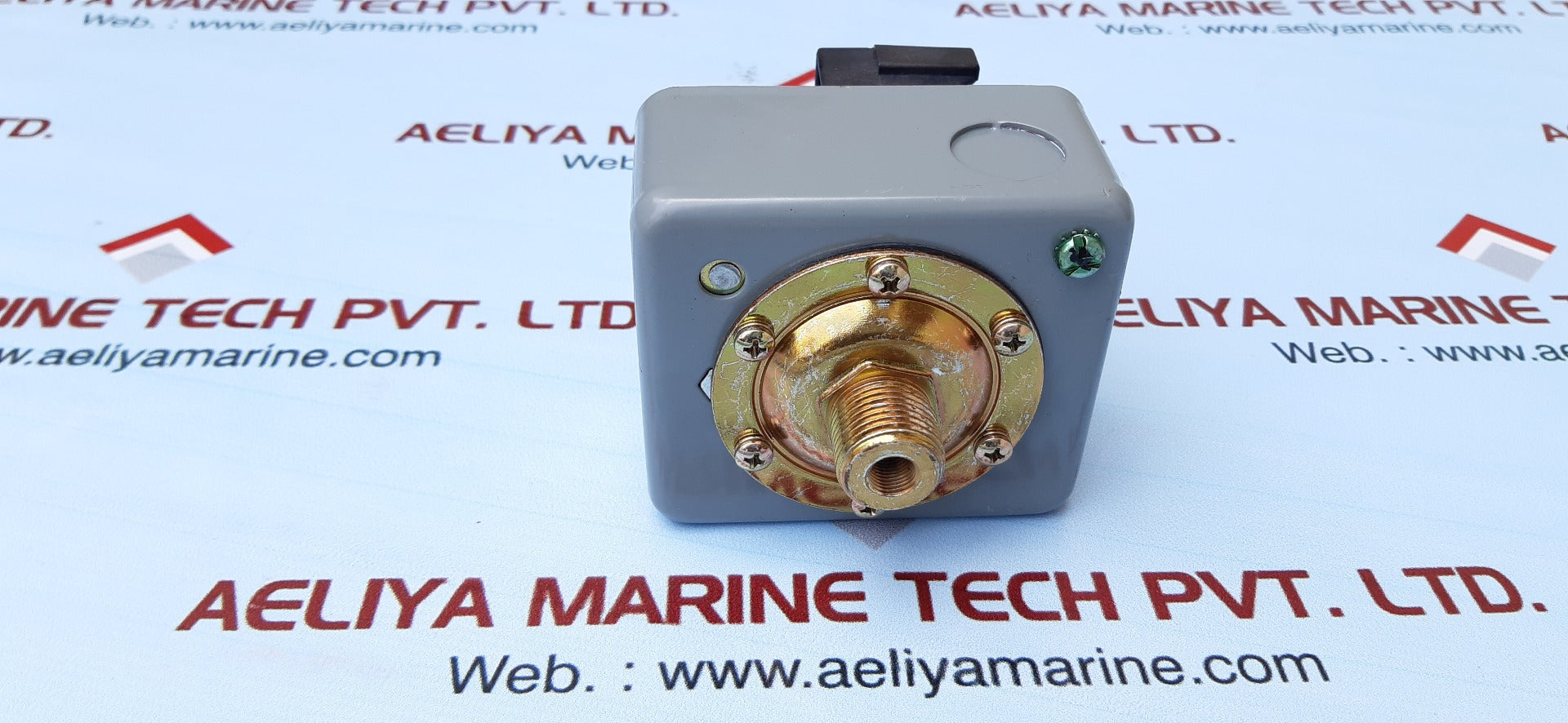 Square d 9013ghg1s8j54 pressure switch qsi 750