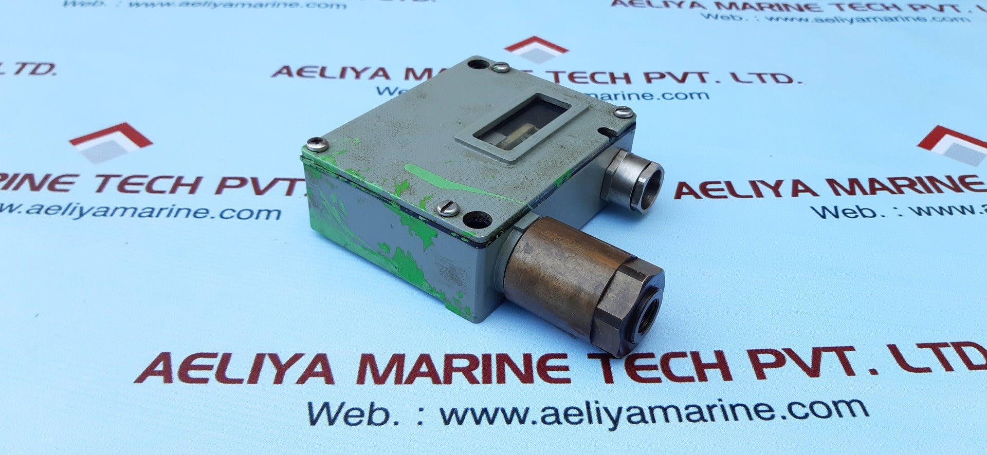 Trafag 900.2376.903 pressure transmitter