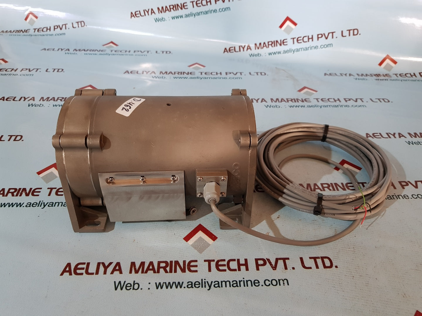 Celesco pt9101-0350-324-1140 position transducer