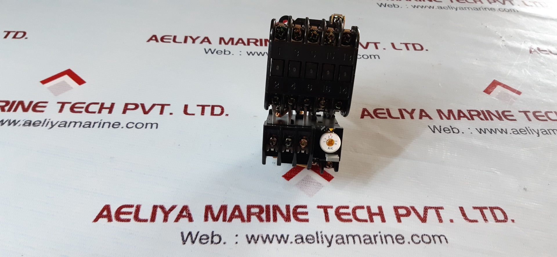 Fuji Electric Srca 3631-05/Uv (4A 1B) Magnetic Contactor 20A