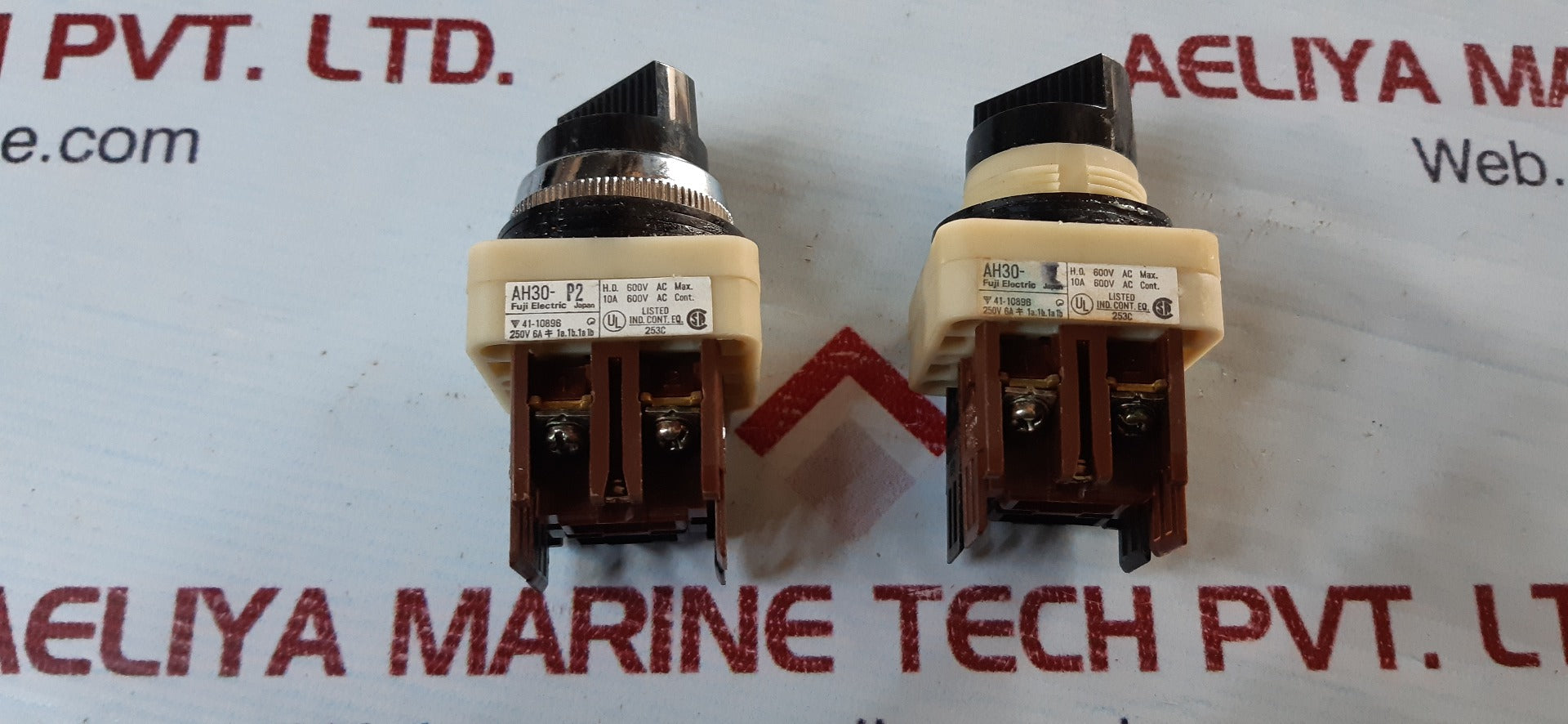 Lot Of 3X Fuji Electric Ah30-p2 Command Switch 10A 600V Ac Cont