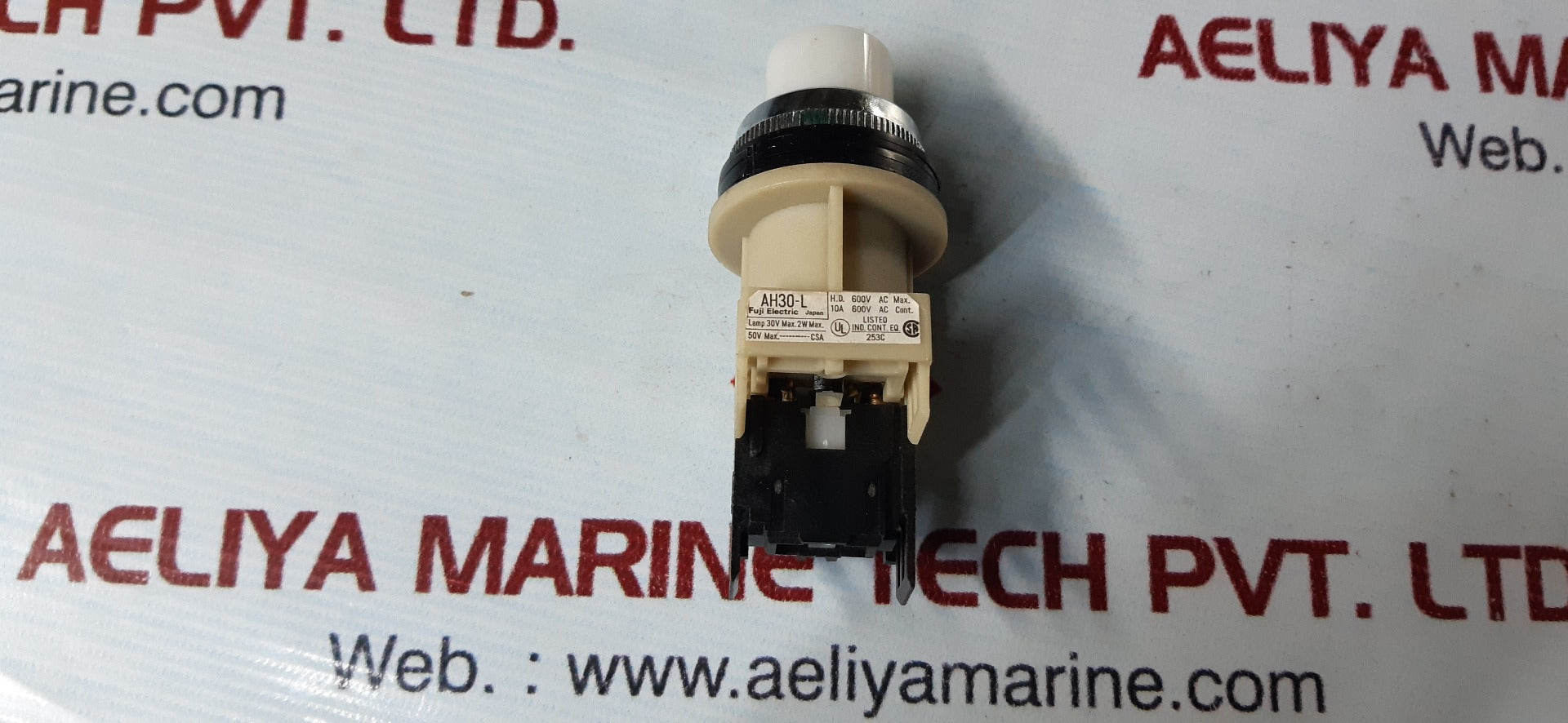 Fuji Electric Ah30-l Push Button 10A 600V Ac Cont