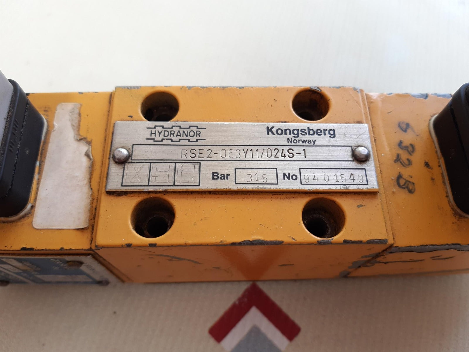 Hydranor kongsberg rse2-063y11/024s-1 hydraulic valve