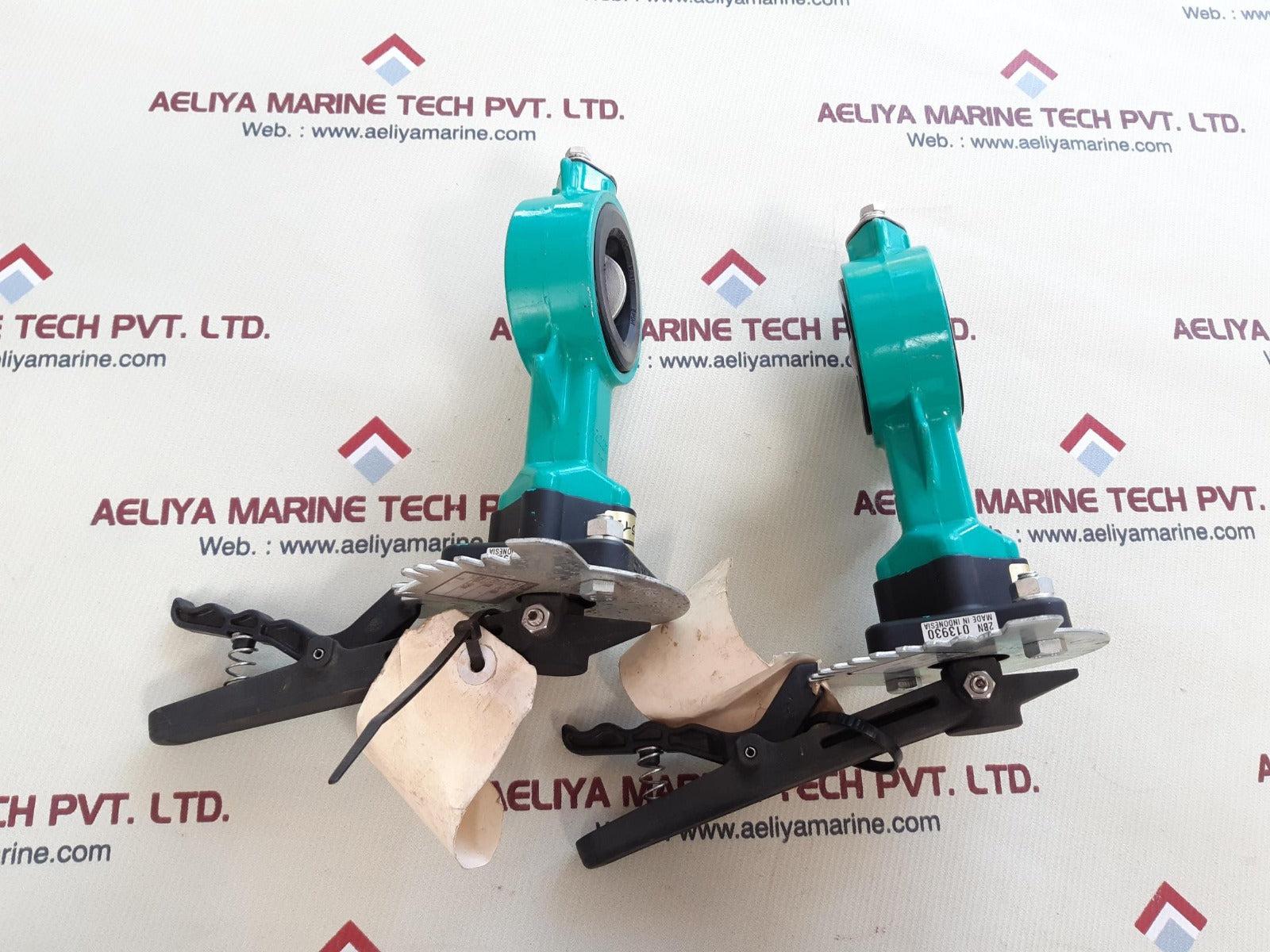 Tomoe 773z-1j-40a butterfly valve