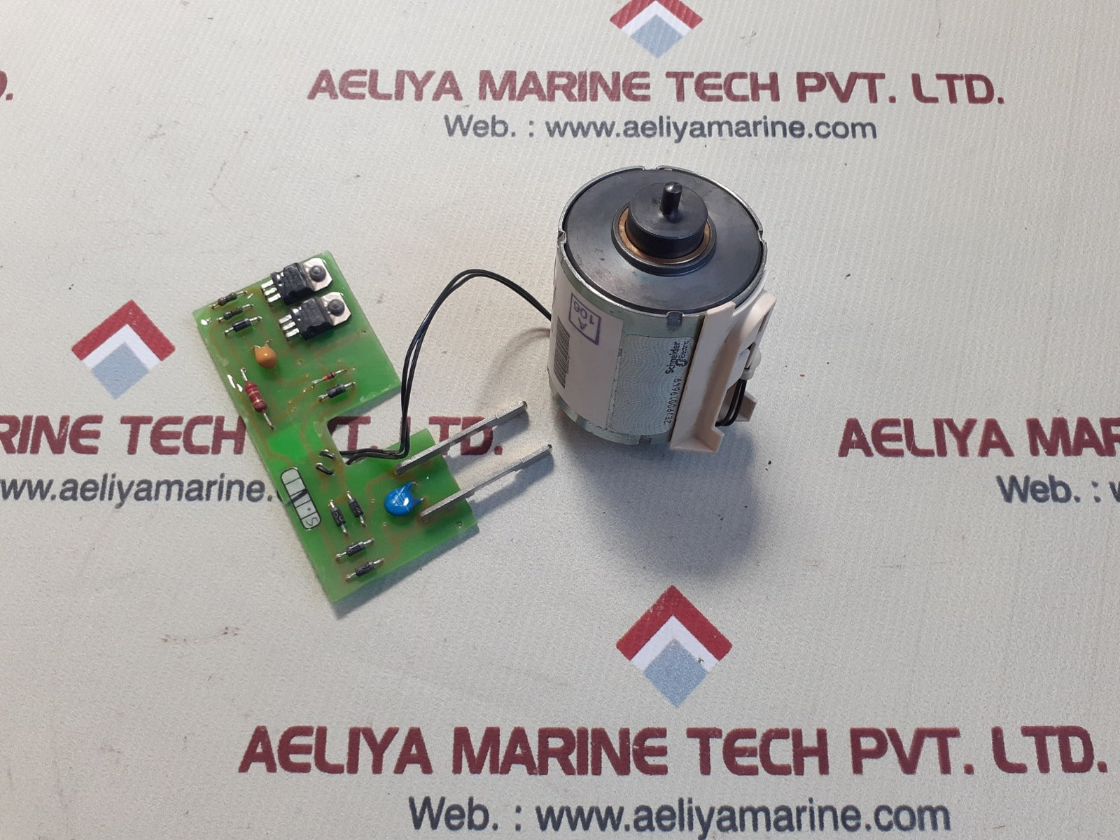 Schneider electric 685 679 undervoltage release for masterpact circuit breaker