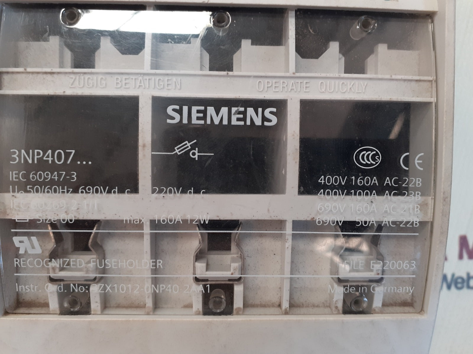 Siemens 3np407 fuseholder