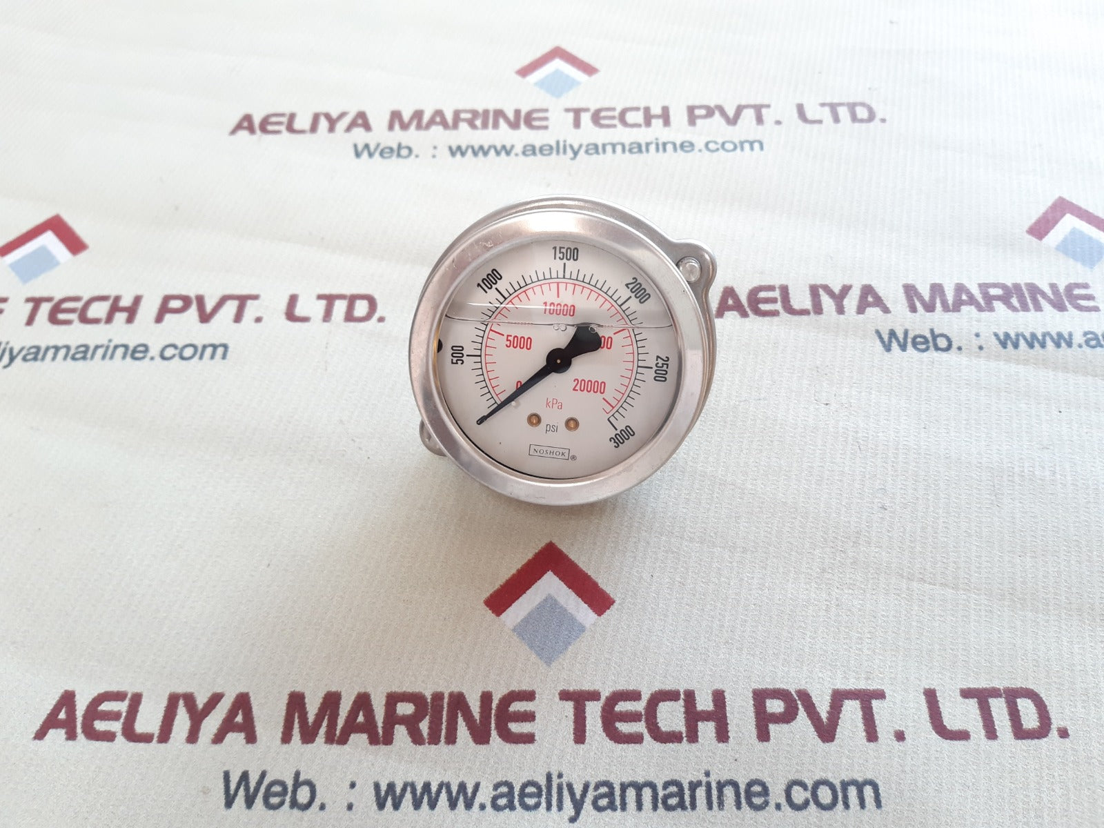 Noshok 25-911-3000-psi/kpa gauge