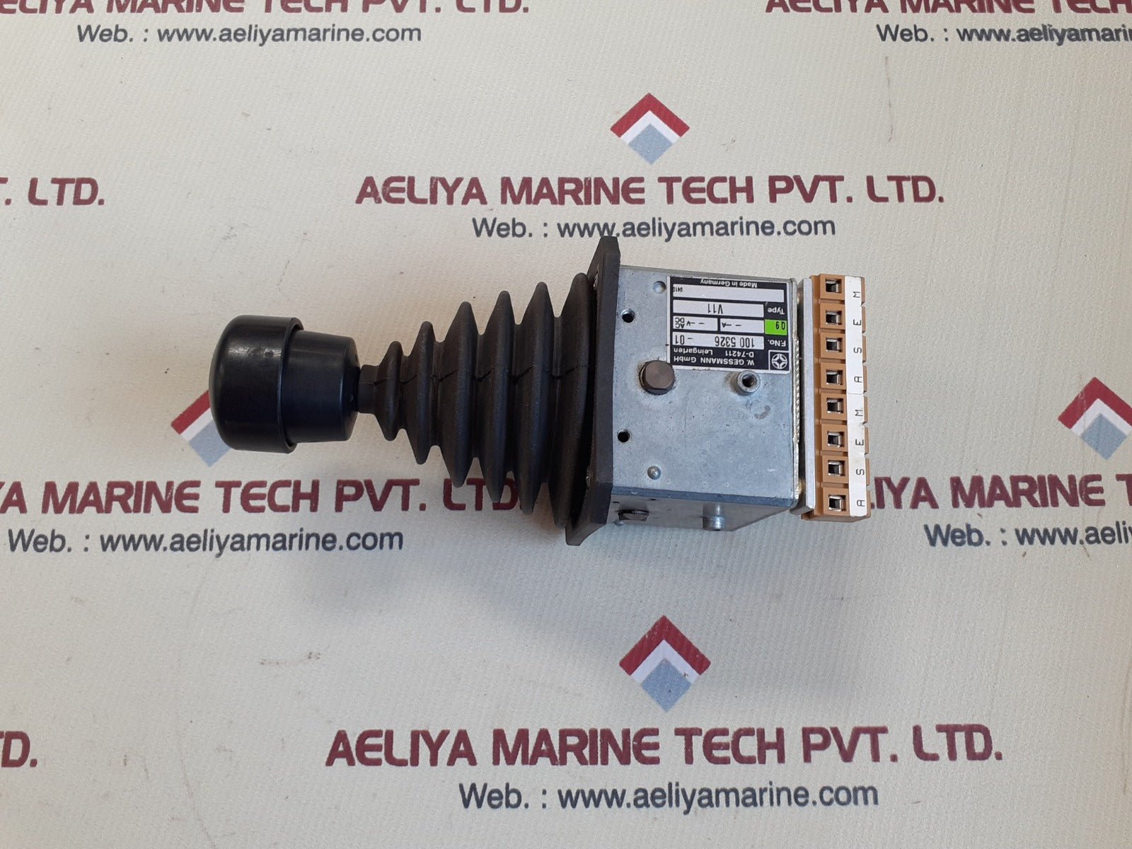 W. gessmann v11 joystick 100 5326 - 01