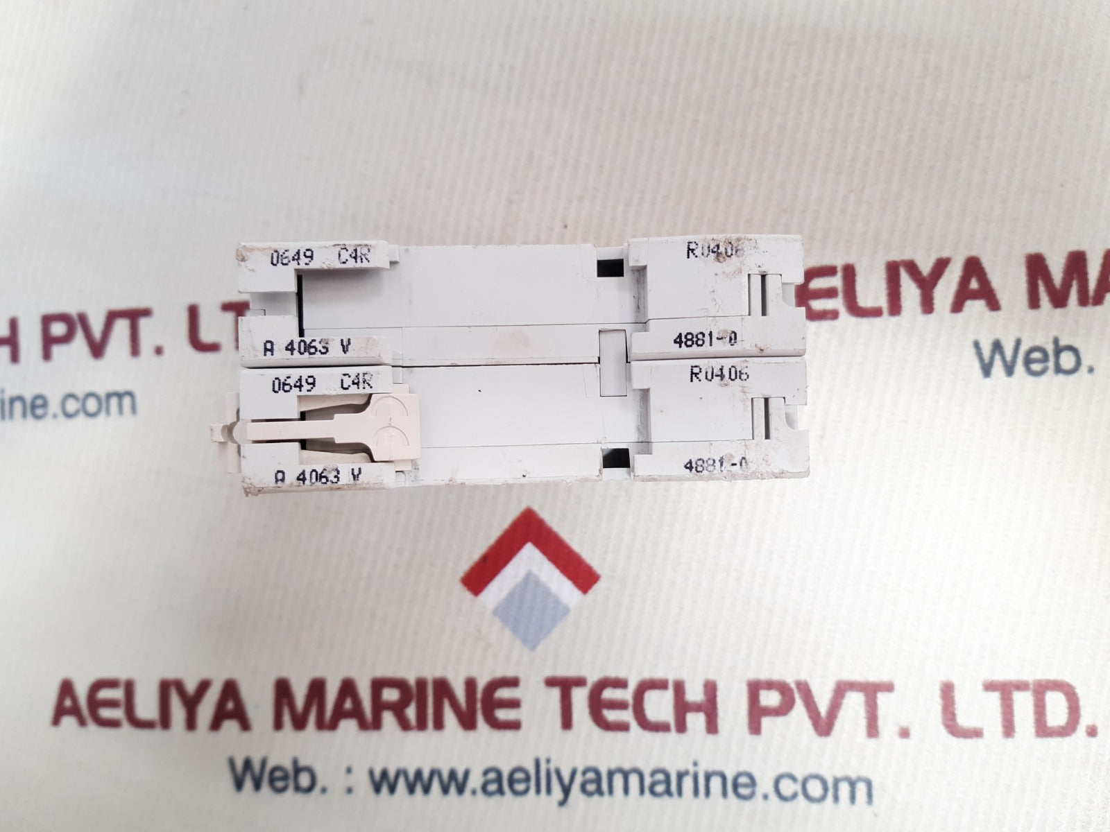 Merlin gerin multi 9 c60hd d10 circuit breaker