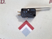 Lot of 4X Omron V-15fl111-1a Limit Switch 15a 250vac