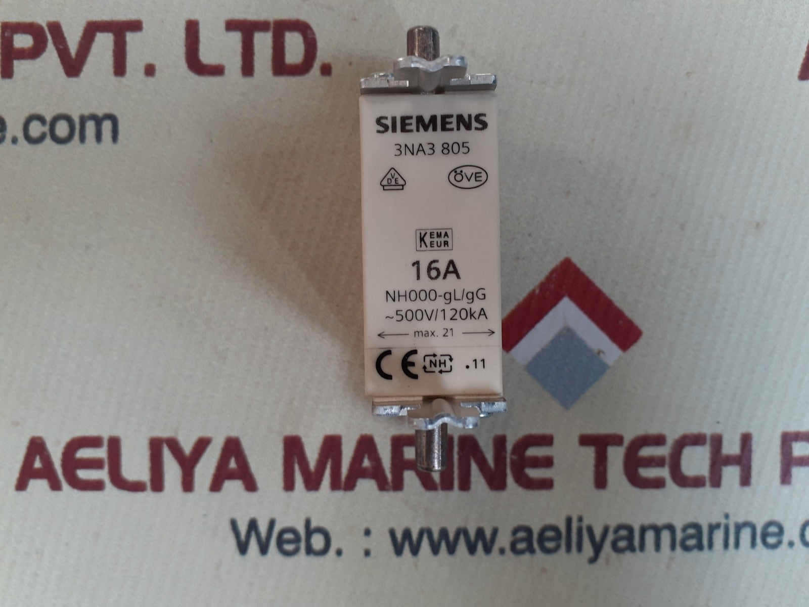 Set of 3x Siemens 3na3 805 fuse 16A