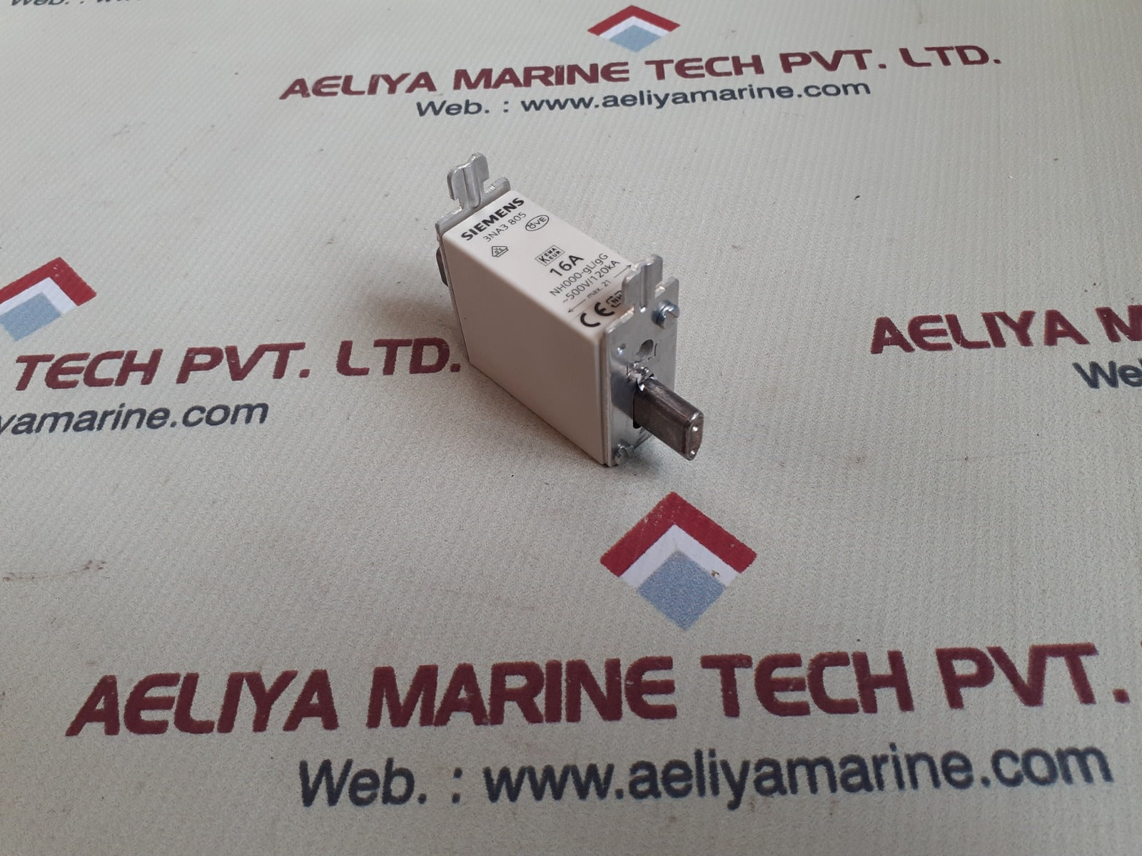 Set of 3x Siemens 3na3 805 fuse 16A