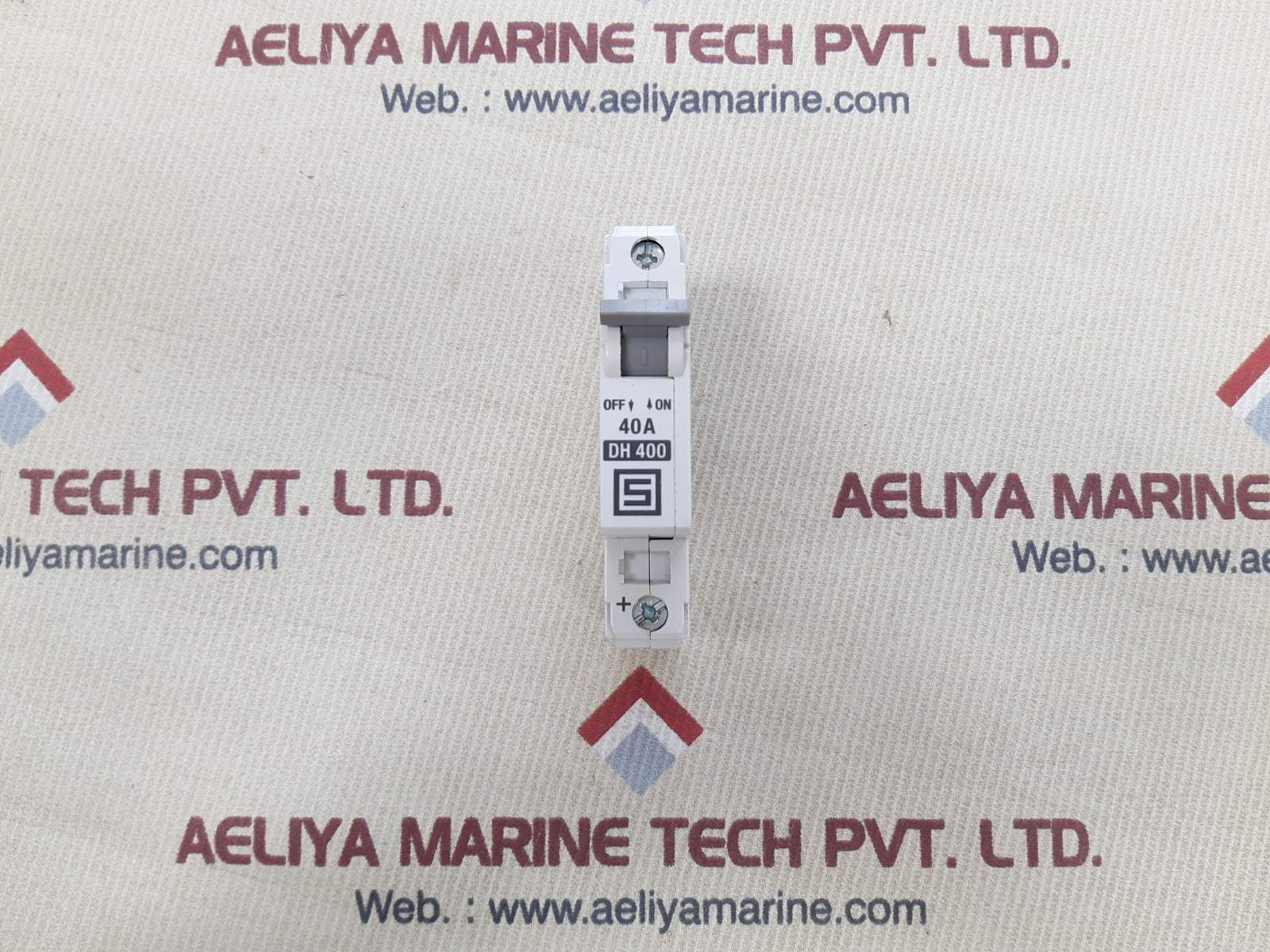 Schurter as168x-cb1 dh400 40a circuit breaker