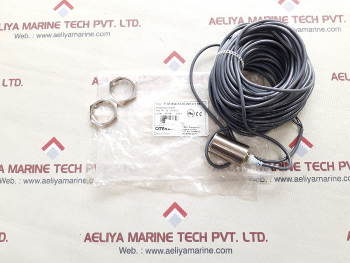 Omron e2a-m30ks10-wp-c3 20m proximity switch