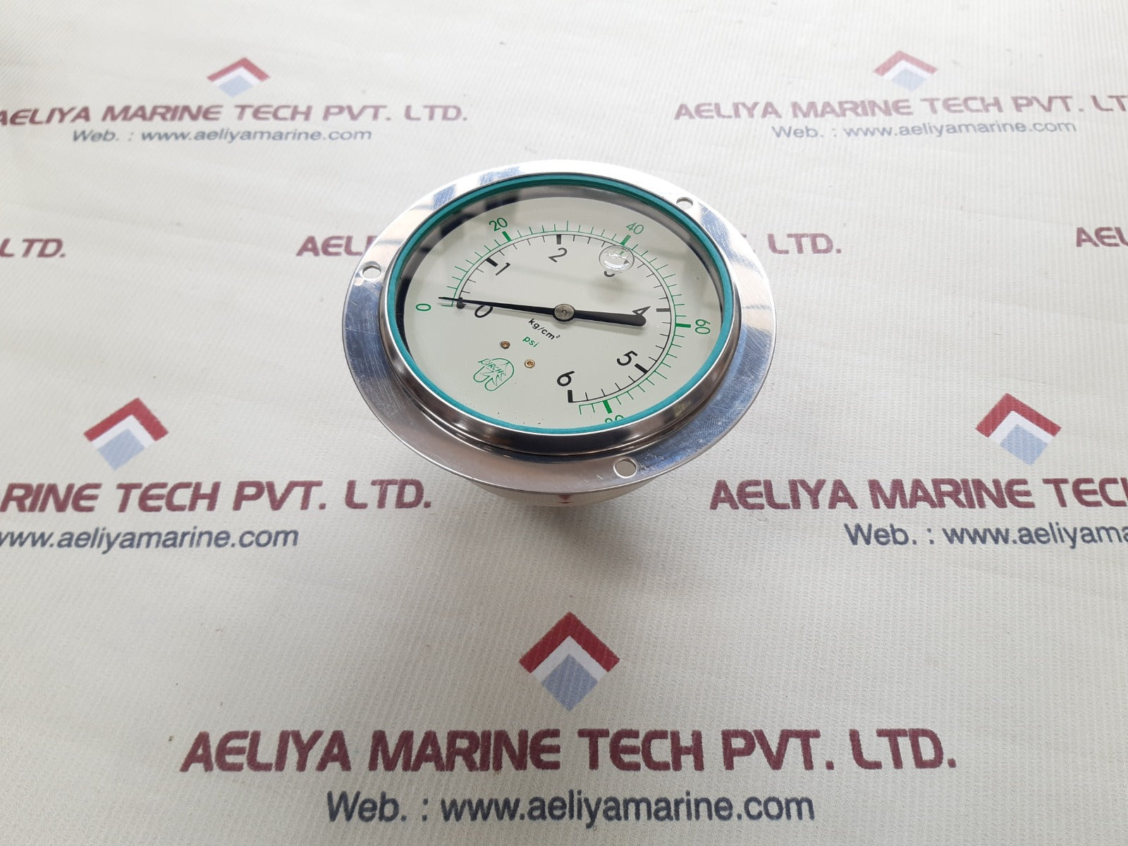 Birch 0-6 kg/cm2,0-80 psi compound gauge