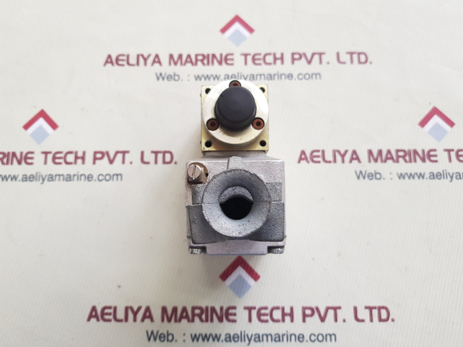 Hydronorma c47 36 016 04 valve