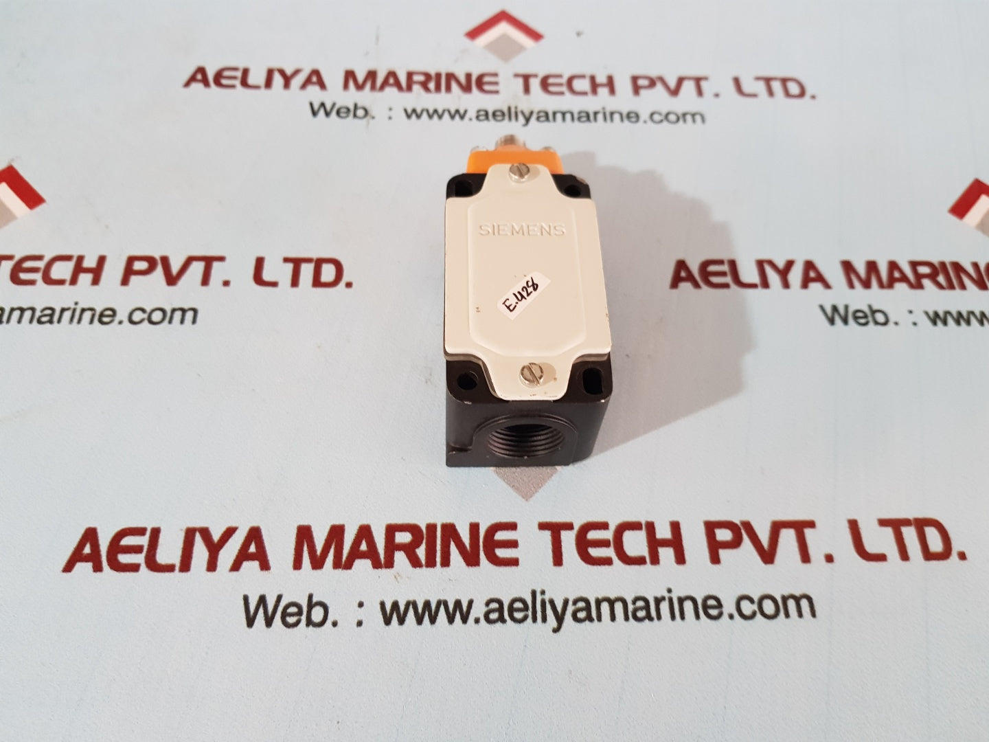 Siemens 3se3 120-1c position switch plunger