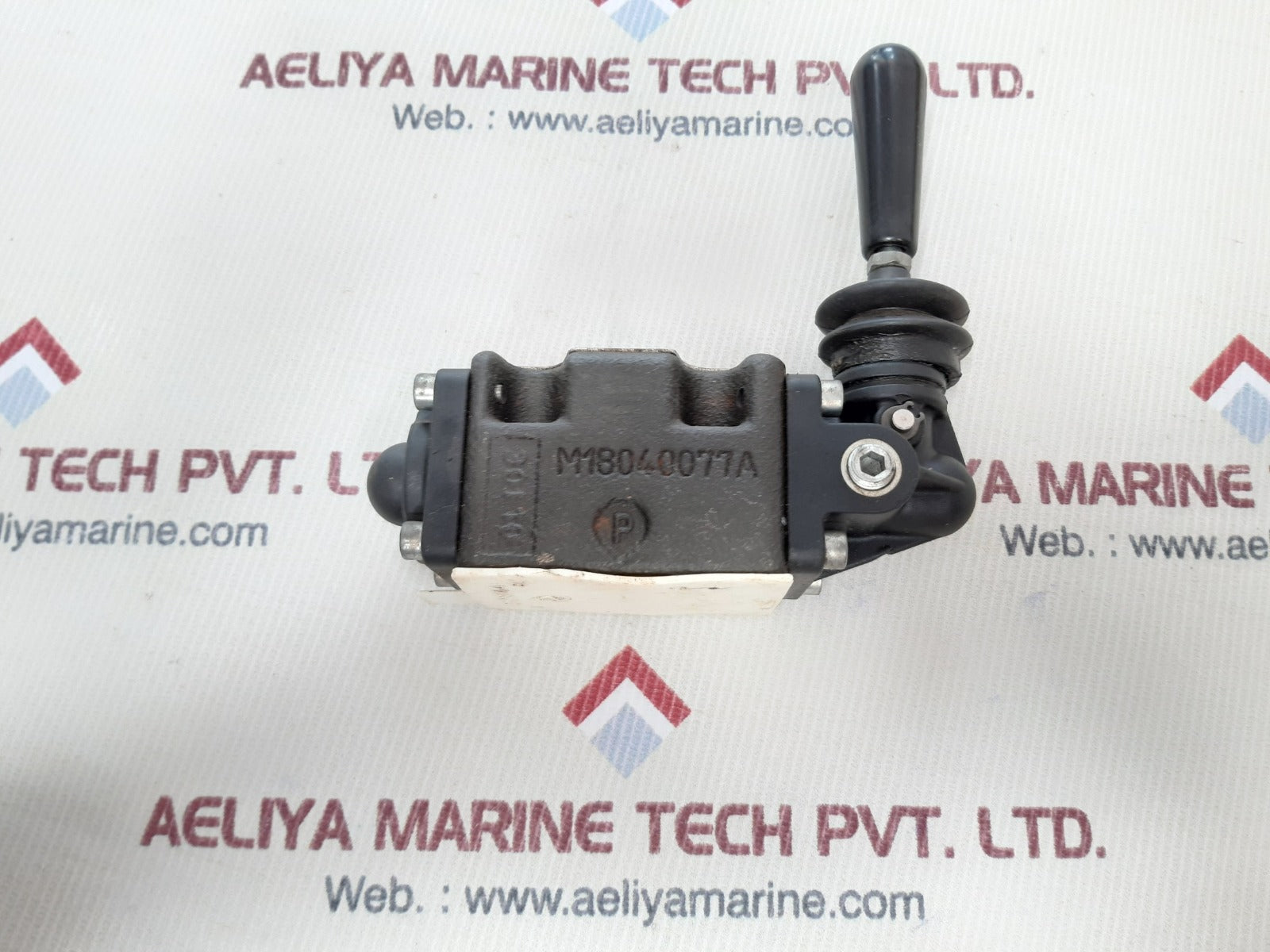 Brevini ad3l16f4 directional valve m82101020a