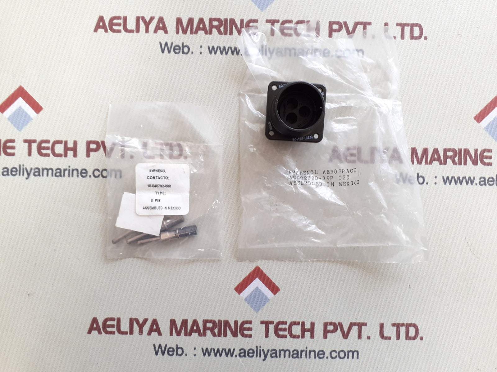 Lot of 3X Amphenol A Cc02e20-19p 025 Circular Connector 8Pin