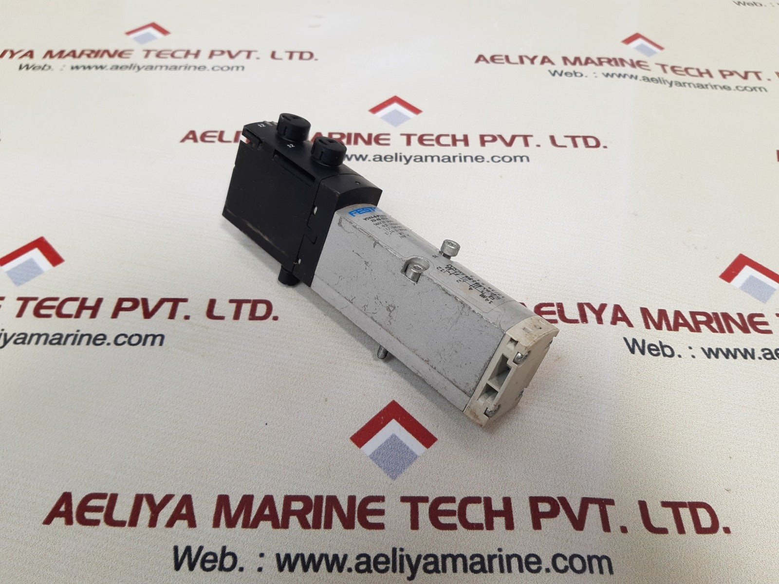 Festo vsva-b-p53ed-zd-a1-1t1l solenoid valve 560727 dd02