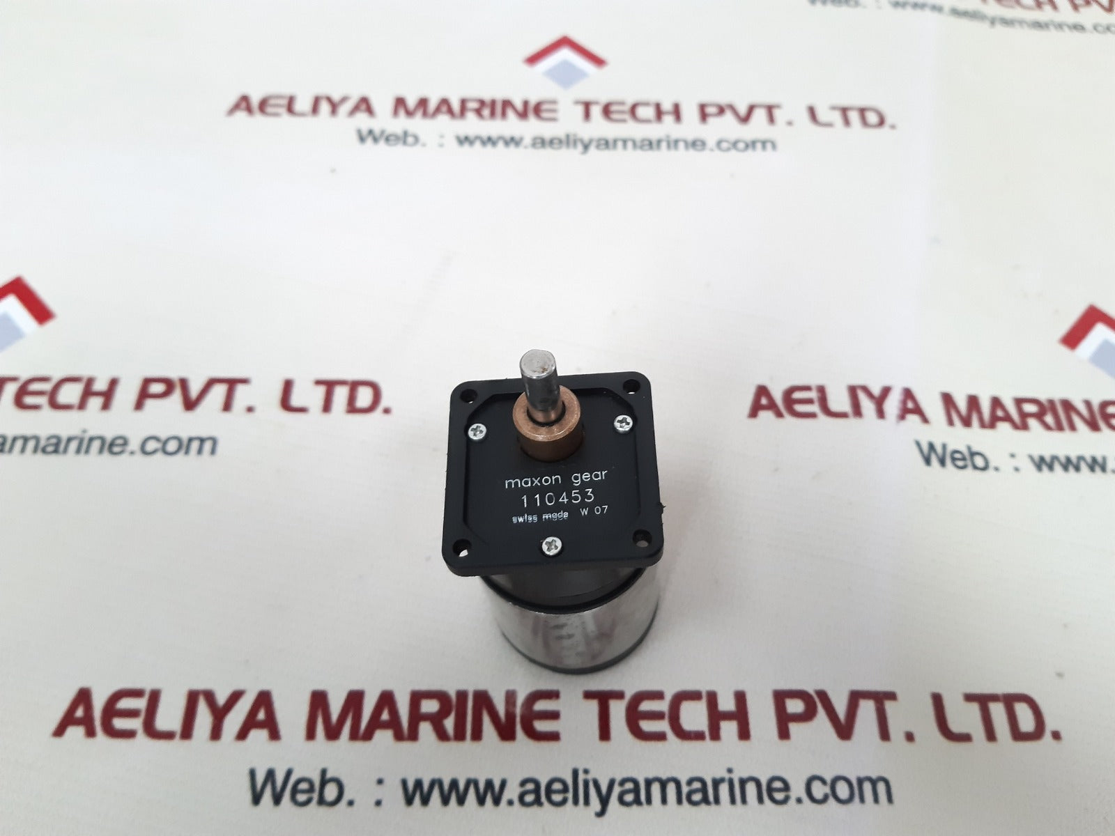 Maxon 110453 dc motor