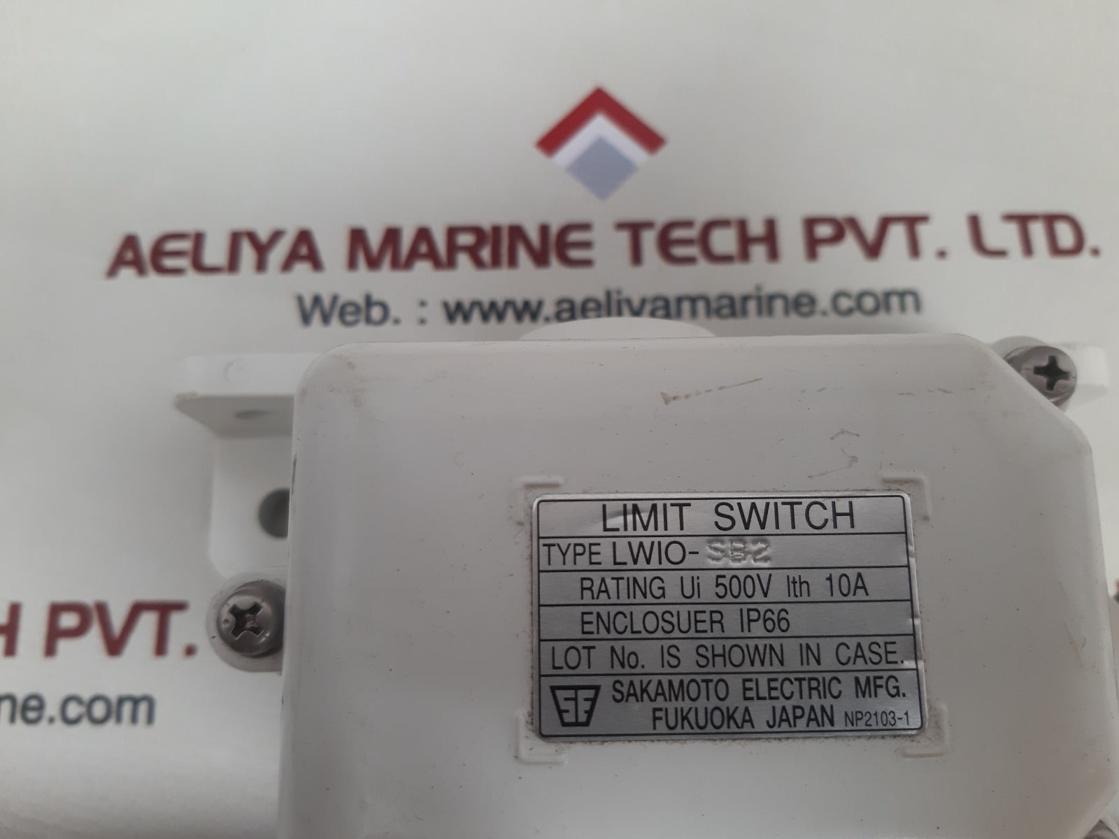 Sakamoto lwio-sb2 limit switch 500v 10a