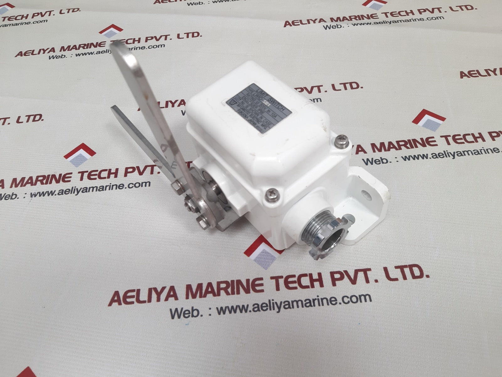 Sakamoto lwio-sb1 limit switch 500v 10a