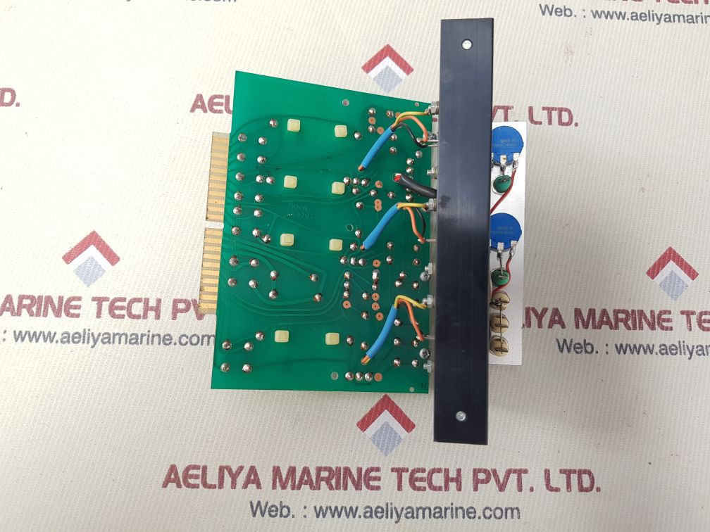 Kmw 582032 Printed Circuit Board