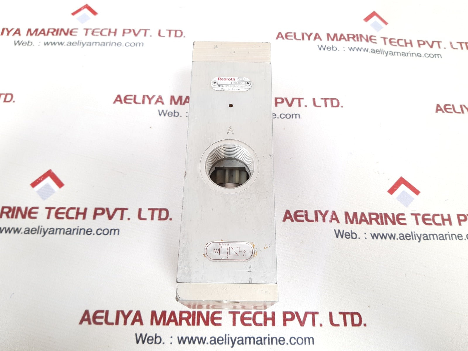 Rexroth 3710900100 valve